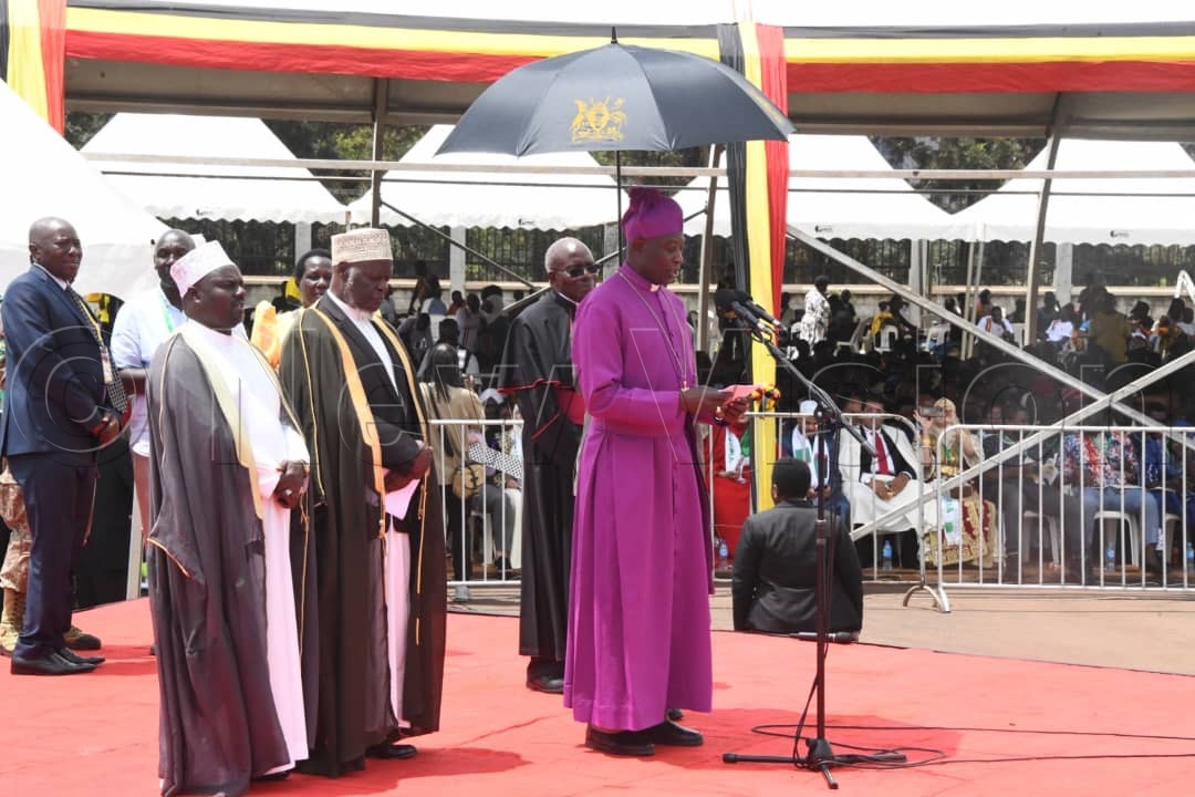 The Archbishop of the Church of Uganda, the Most Rev. Dr Stephen Samuel Kaziimba Mugalu, on the podium giving his address.