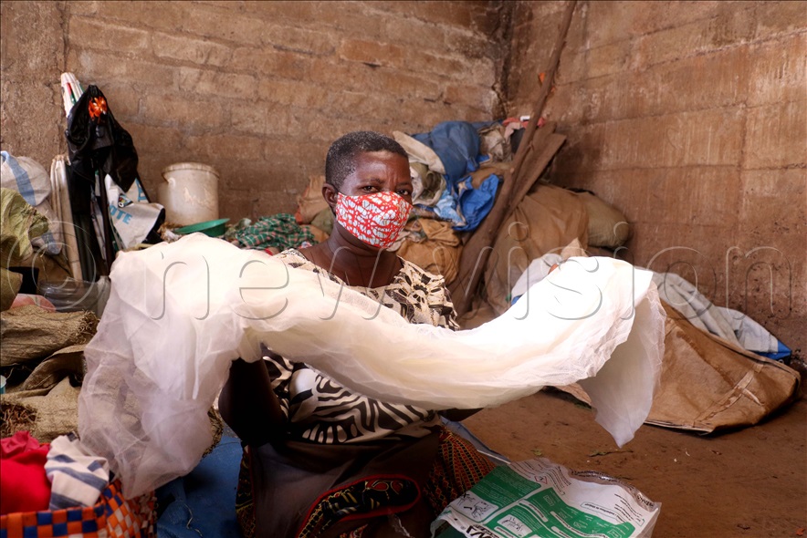 📸 In pictures KCCA distributes mosquitoes nets to Nakawa Market