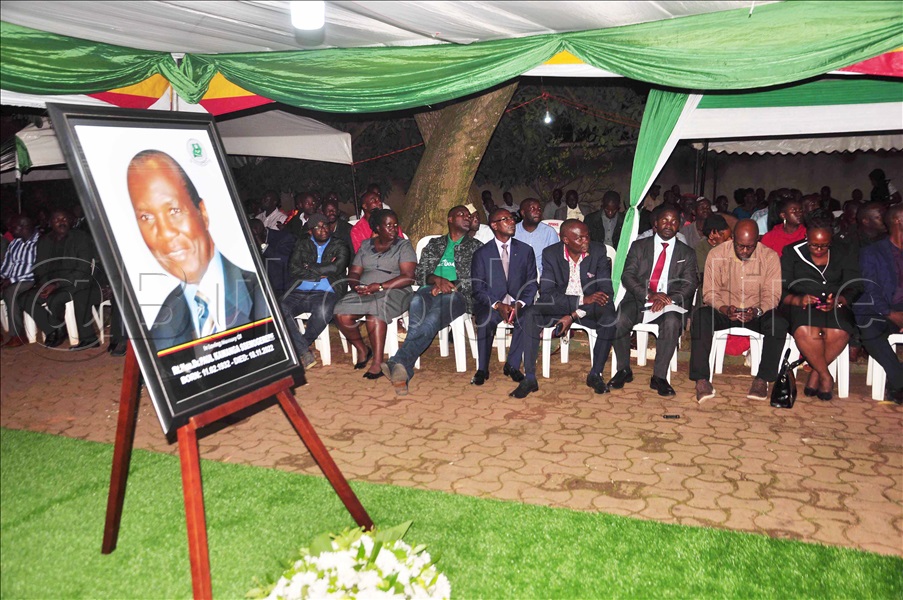 Abakungubazi Mu Maka G'omugnezi Dr Paul Kawanga Ssemogerere E Lubaga