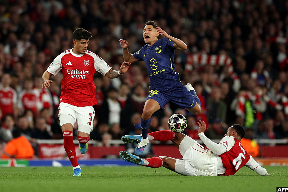  Arsenal and Atletico Madrid battled hard for a place in the Champions League final