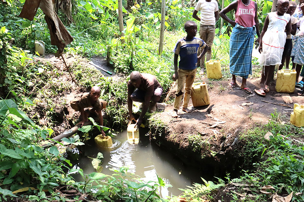 In Bunyangabu district, this water well in Buhesi was very dirty