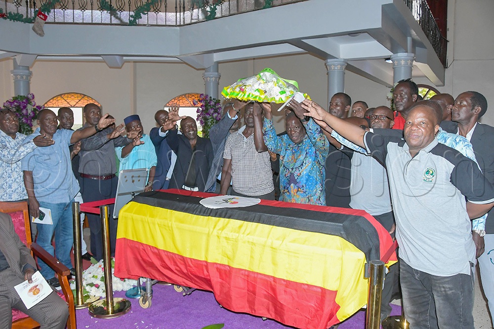 Some of the former players who played with the late Polly Ouma. (Photo: Silvano Kibuuka)