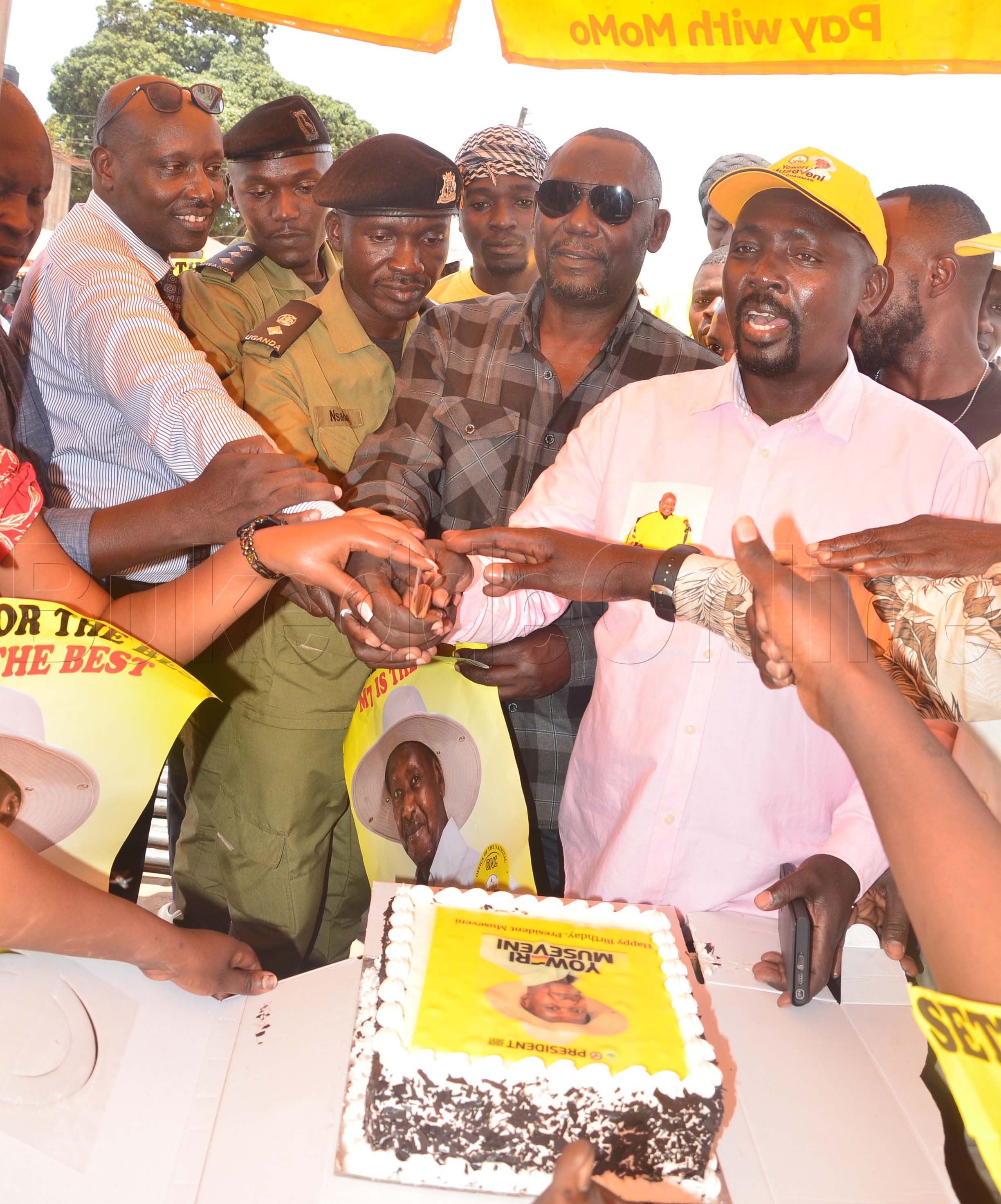 Aba Ghetto nga bajaguza amazaalibwa ga Museveni