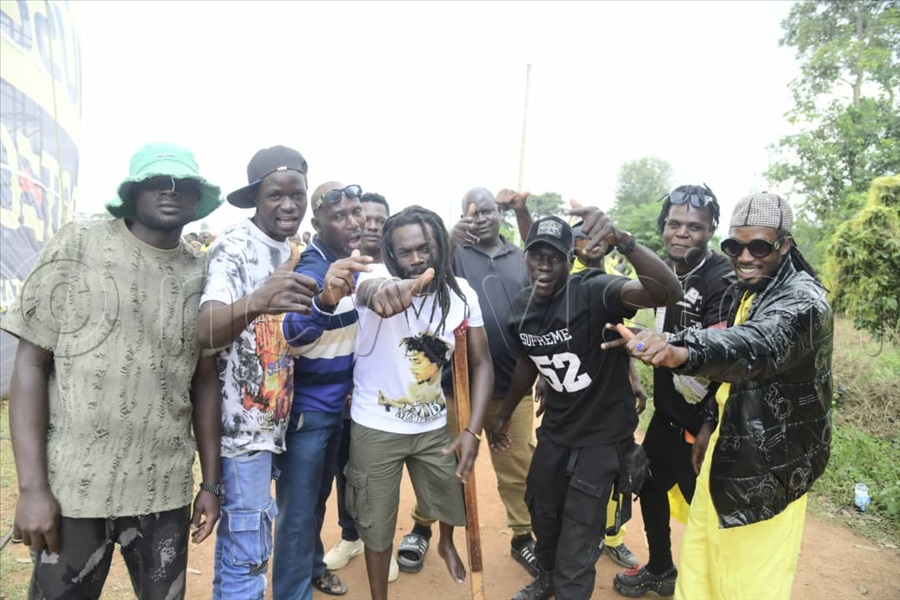 Bucherman and his suporters at Kyabazinga grounds in Bugweri district where president Yoweri Museveni is scheduled to have his first rally before moving to Namutumba district for his second in Busoga sub region.