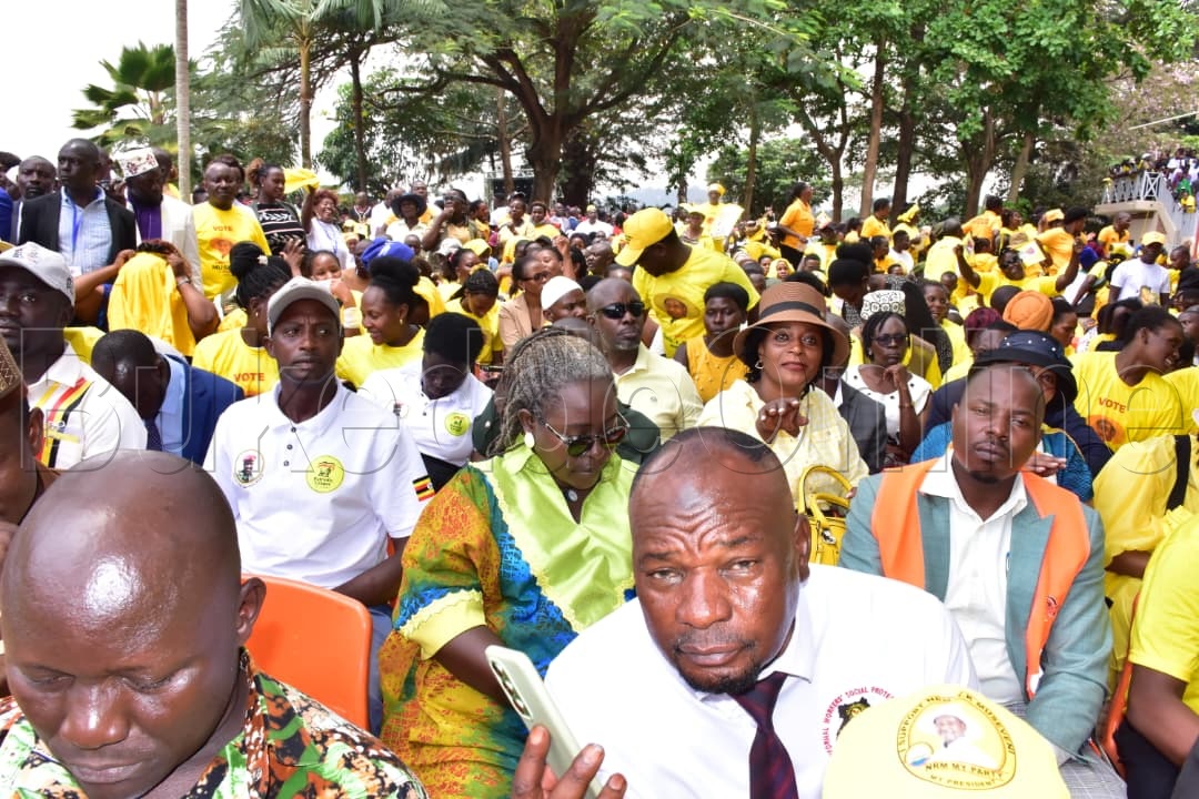 Bannakibiina kya NRM nga bali e Muyenga okuggulawo offices za Mwoyo gwa ggwanga