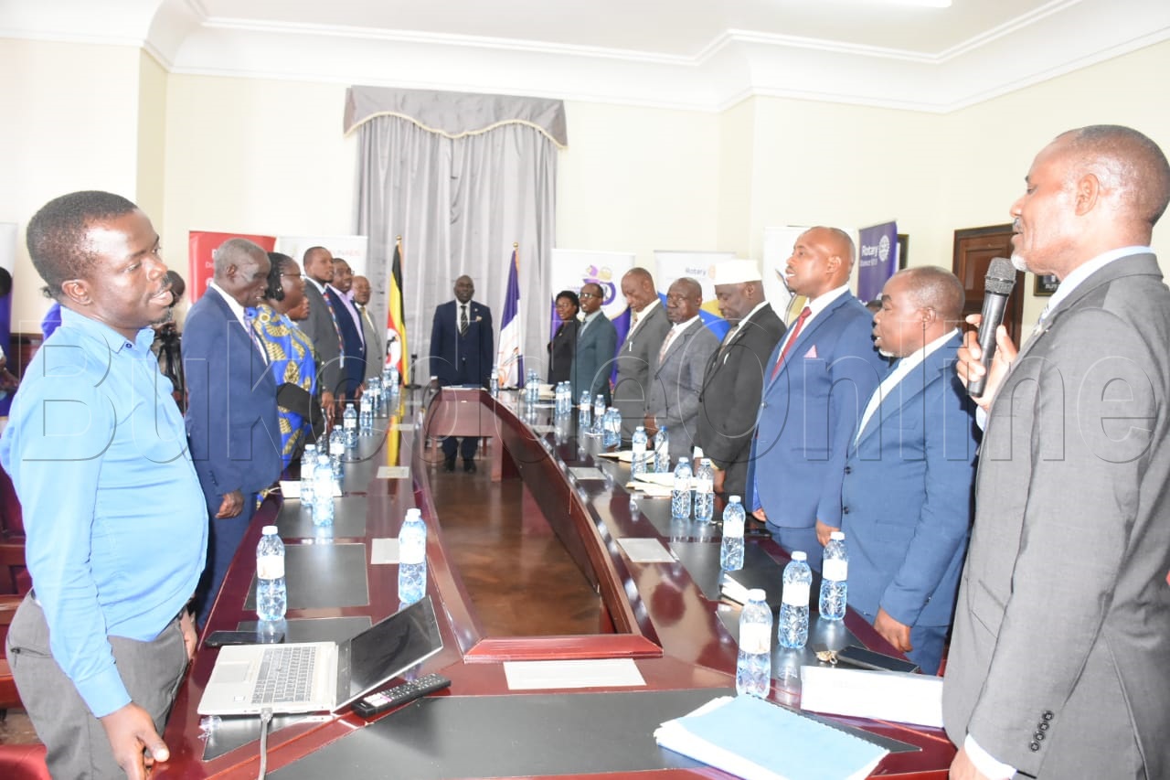 Abakungu nga Bali mu lukungaana lwa Bannamawulire