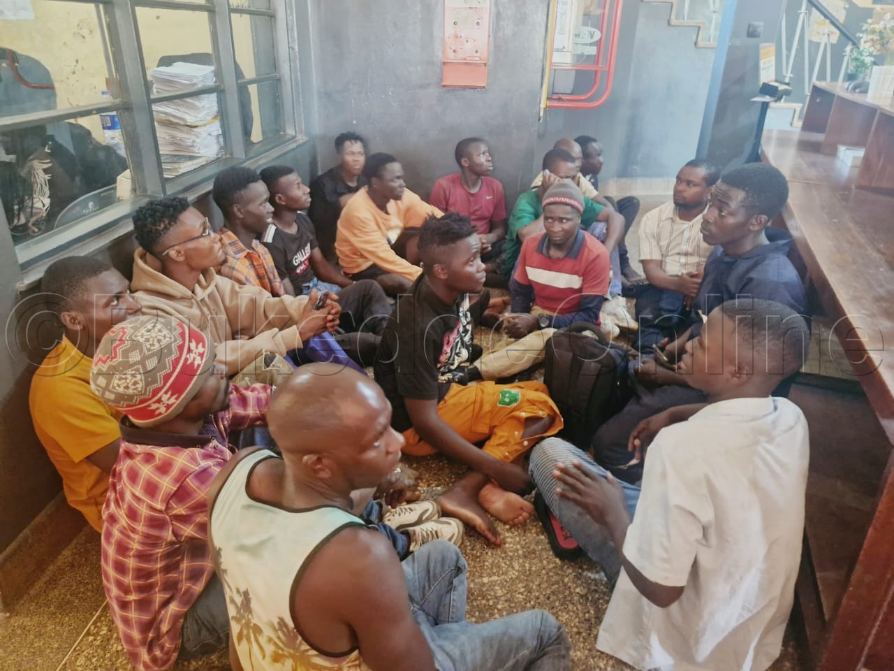 Abamu ku bavubuka be baakutte.