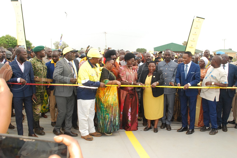 Premier Nabbanja cuts the tape to commissions the ferries. (Courtesy)