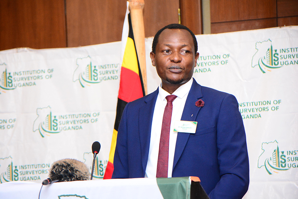 Lands minister calls for integrity as surveyors’ close year in style