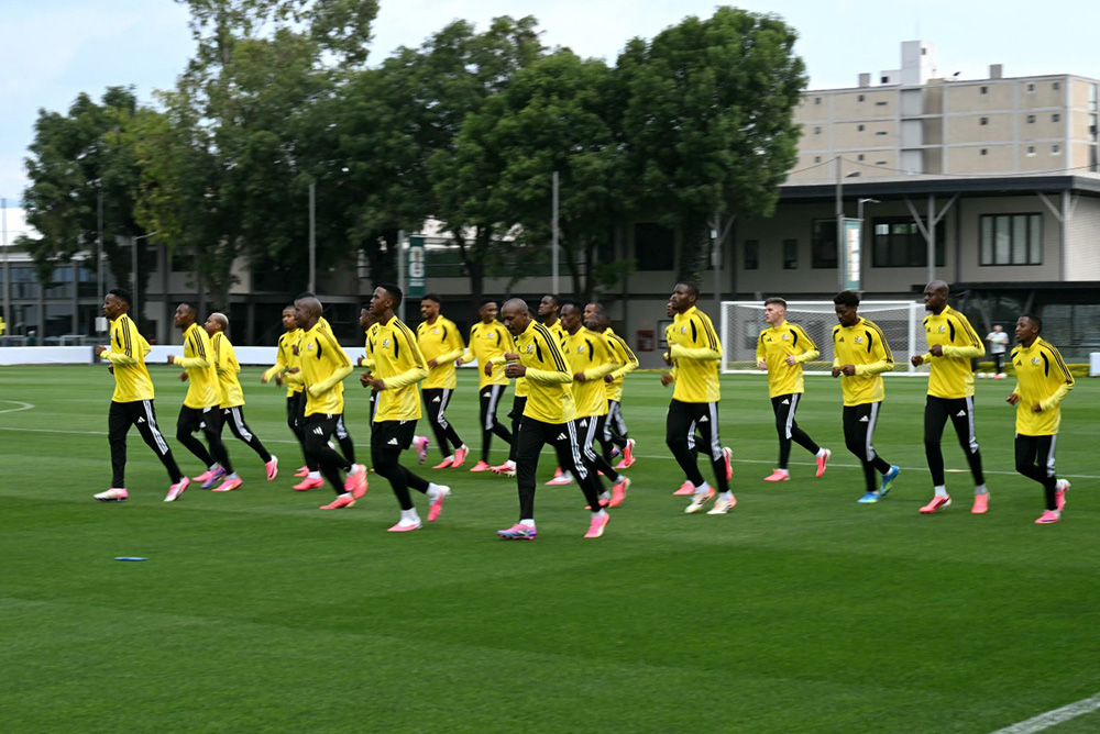 South Africa's players take part in a training session at the Club America Training Site in Mexico City on June 10, 2026, on the eve of the 2026 World Cup football match between Mexico and South Africa. (Photo by YURI CORTEZ / AFP)