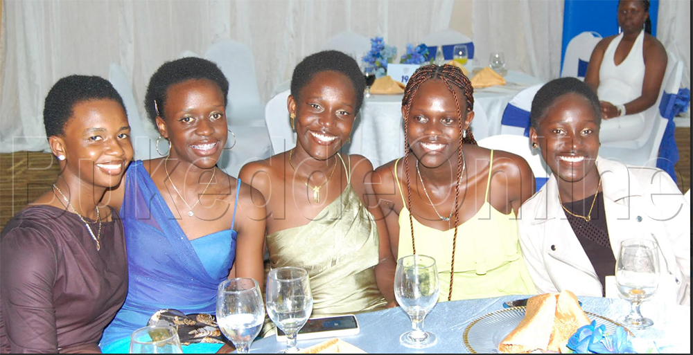 Abamu ku bawala abaabadde ku mukolo