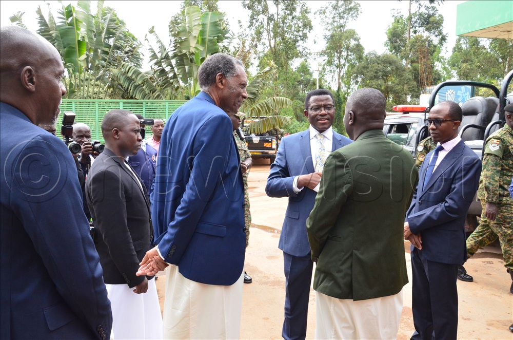 Prime Minister of Buganda, Charles Peter Mayiga interacting with some of the Buganda Kingdom representatives in Ankole-Kigezi region.
