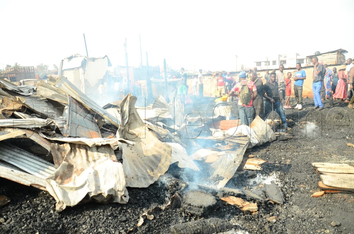 Ennyumba nga zisamnyeewo