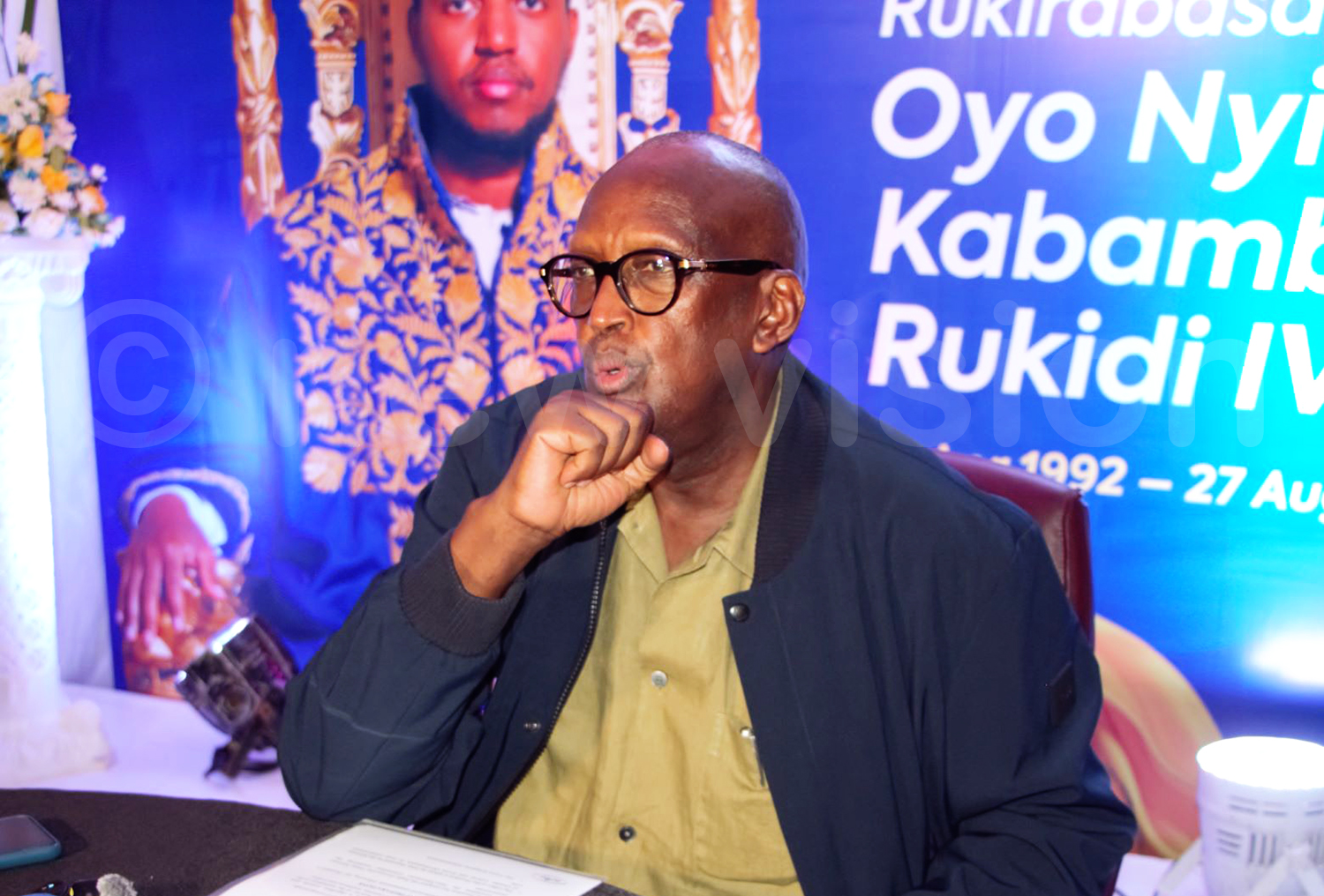 Minister Henry Tumukunde addressing the media at the late king’s Buziga residence on Wednesday. Photo by Nickson Turyahikayo