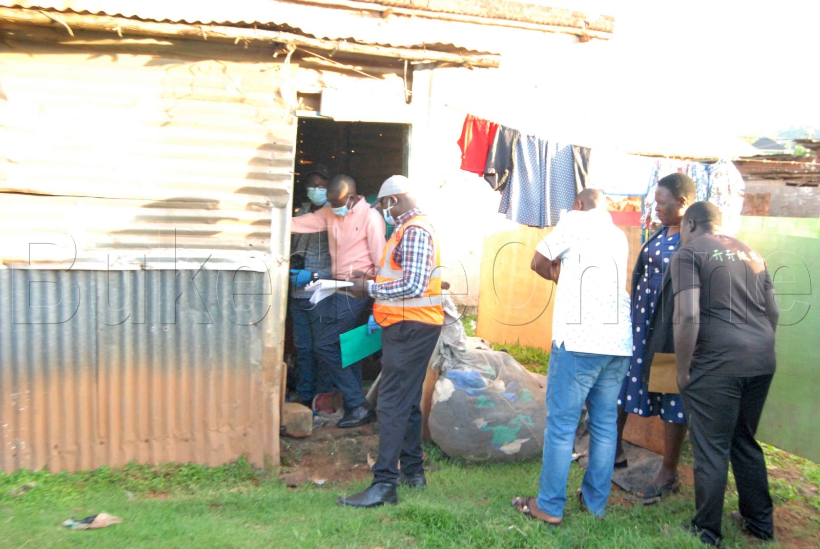 Ab'ebyokwerinda nga bekebejja ekifo Tumubwine weyafiiridde