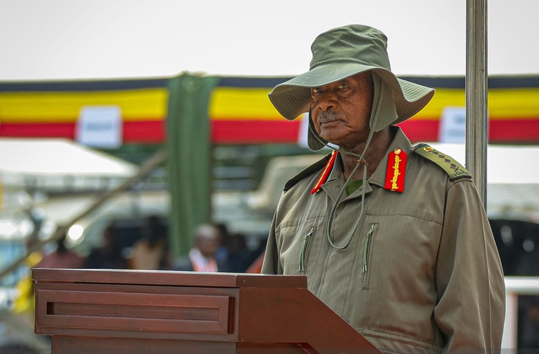 UPDF yaraganisa okushagika n'okugumizamu nibaheereza President Museveni...(PPU Photo)