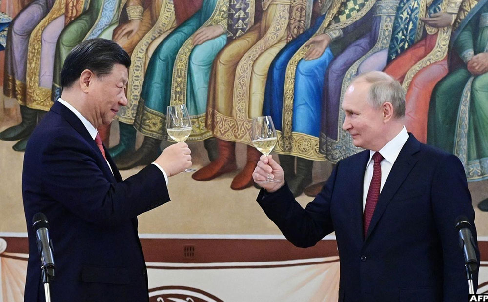 World leaders including China's Xi Jinping and Russian counterpart Vladimir Putin began exchanging New Year greetings.
