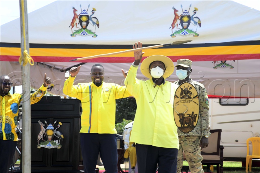 Commenting about water, the President said the Kashumuruzo and Kabumbiro Nyakarambi water schemes can now supply the district with 83% safe water. (All Photos by Eddie Ssejjoba)