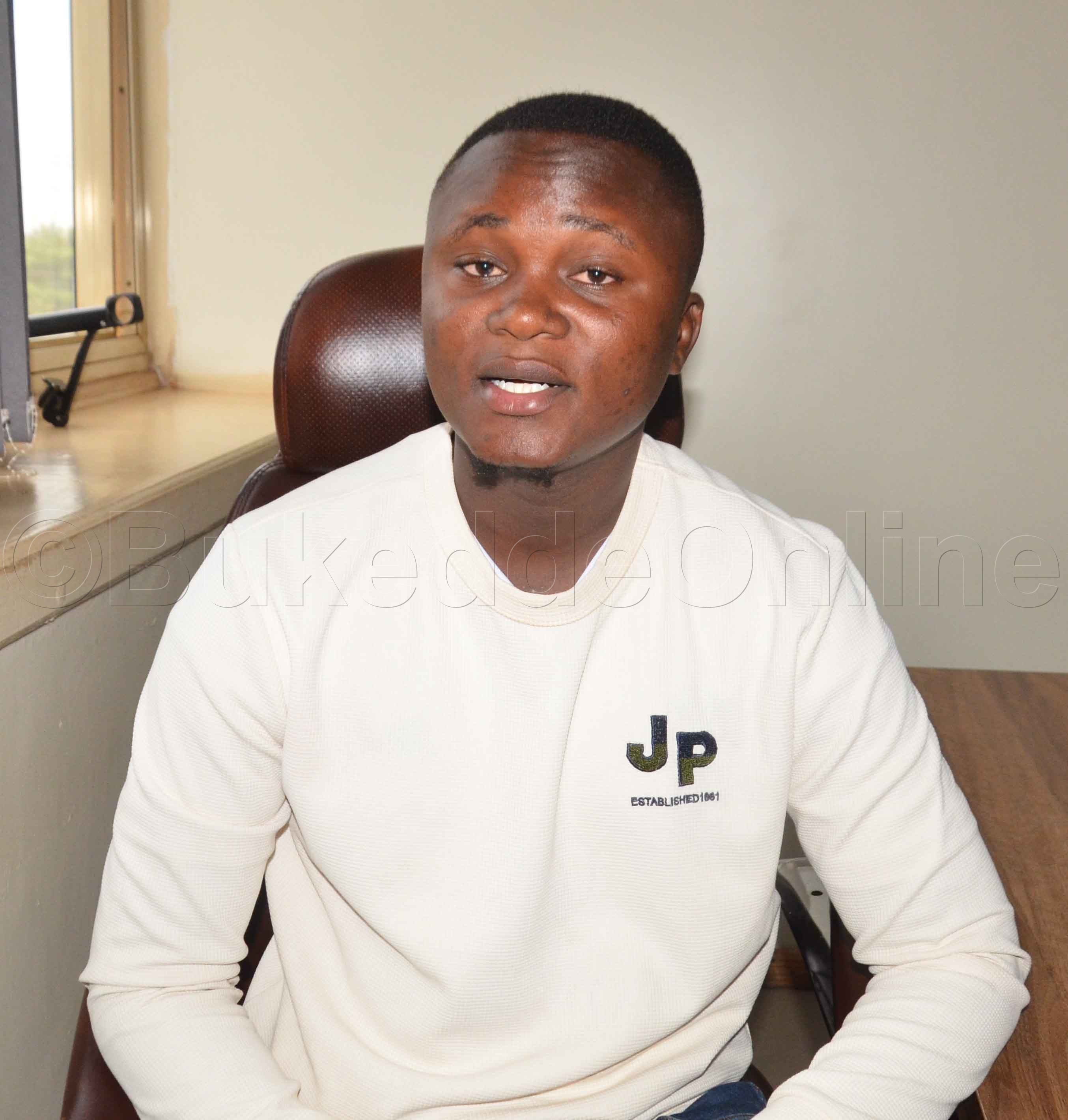 Looya Wa Gafuma, Siraje Kawuzi Ng'annyonnyola.