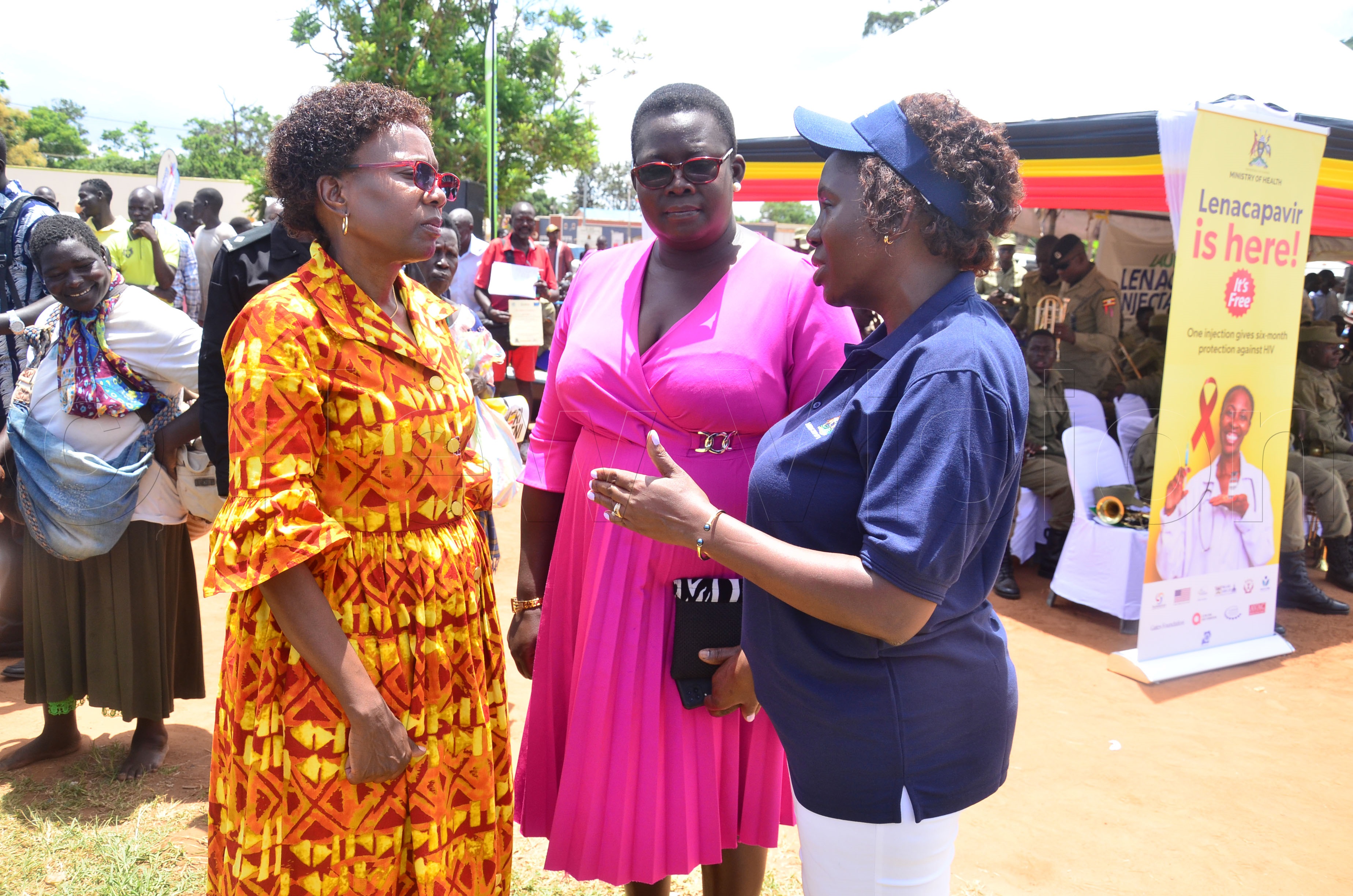 Dr Flavia Kiweewa Matovu talking to the Health Minister after the launch of Lenacapavir in Lira City. (Credit: Agnes Kyotalengerire)