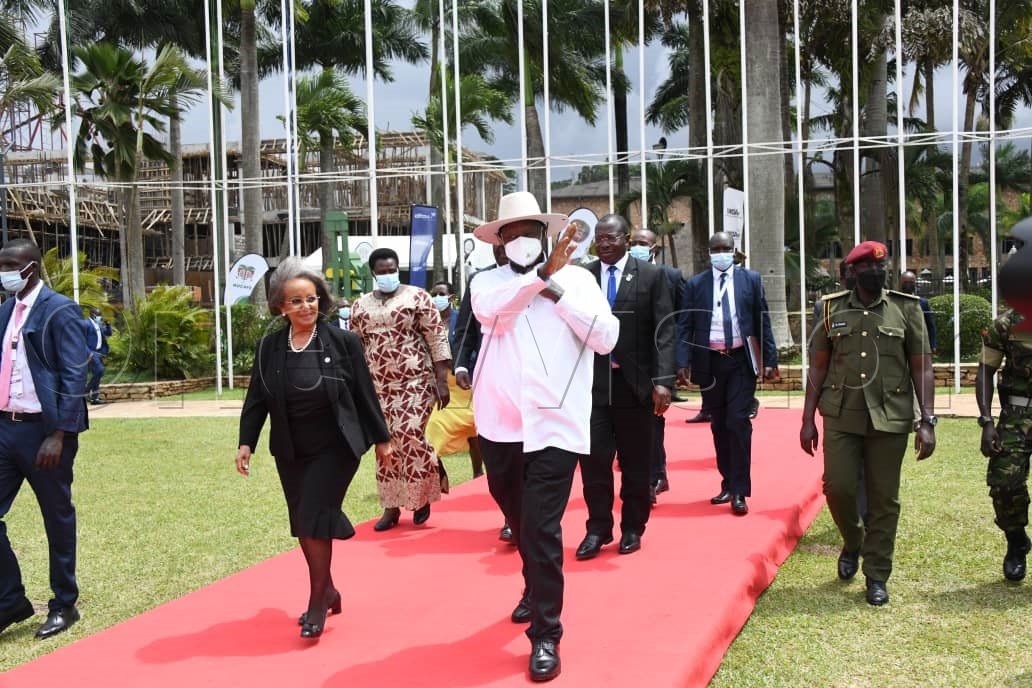 President Museveni officiating at the opening ceremony of the G-25 Africa Coffee summit at</div></div></div></div><div class=