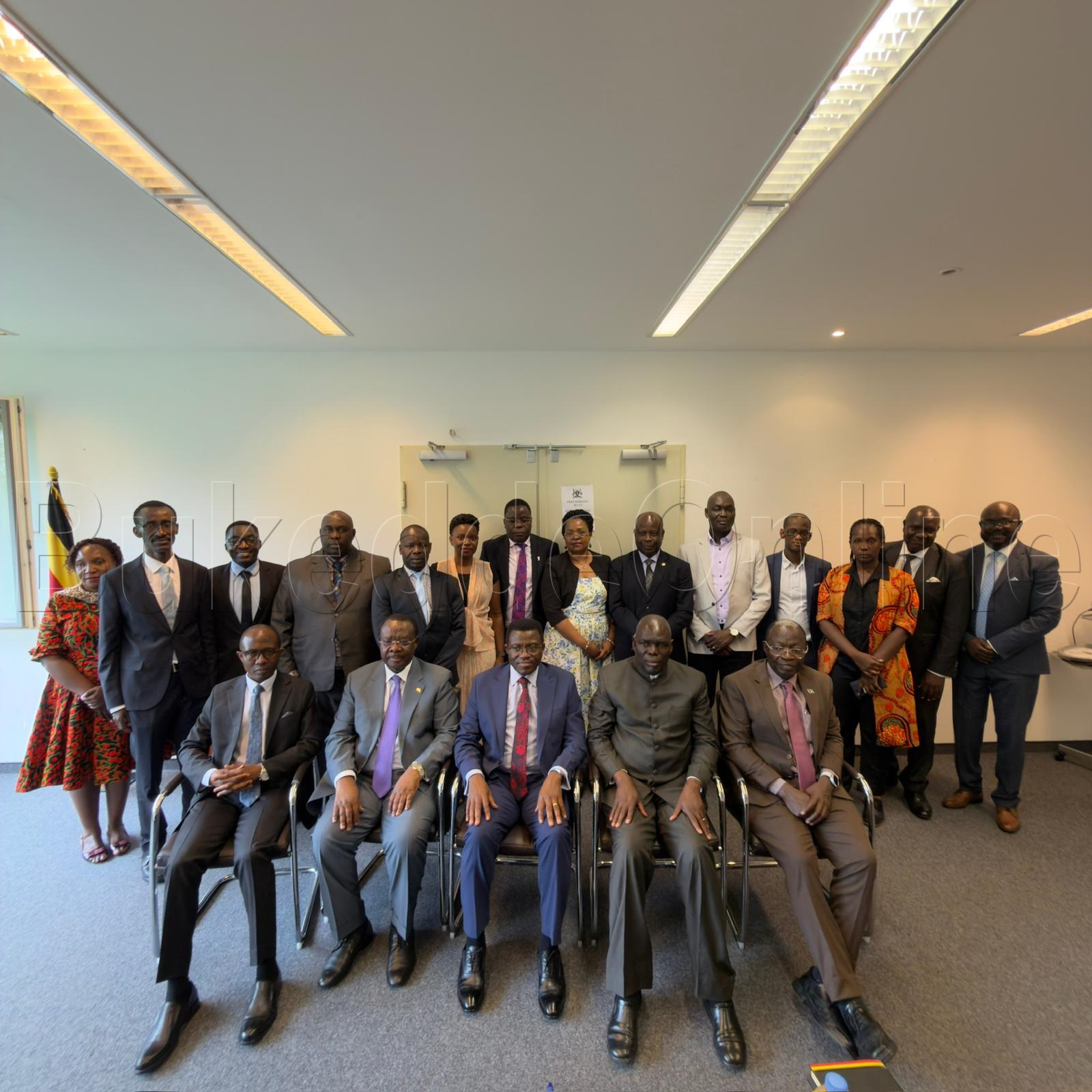 Katikkiro Mayiga ne bannauganda abawangaalira e German