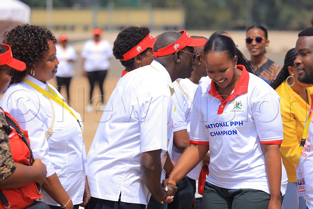 Charlotte Kainerugaba (L) encouraged eligible Ugandans to donate blood regularly, stressing that the country's blood supply depends entirely on human donors. (Credit: Aloysius Kasoma)
