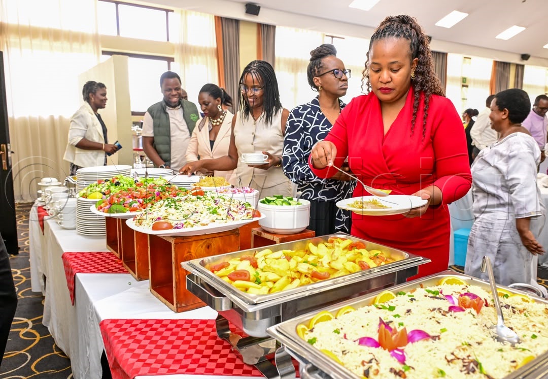 Guests serving lunch.