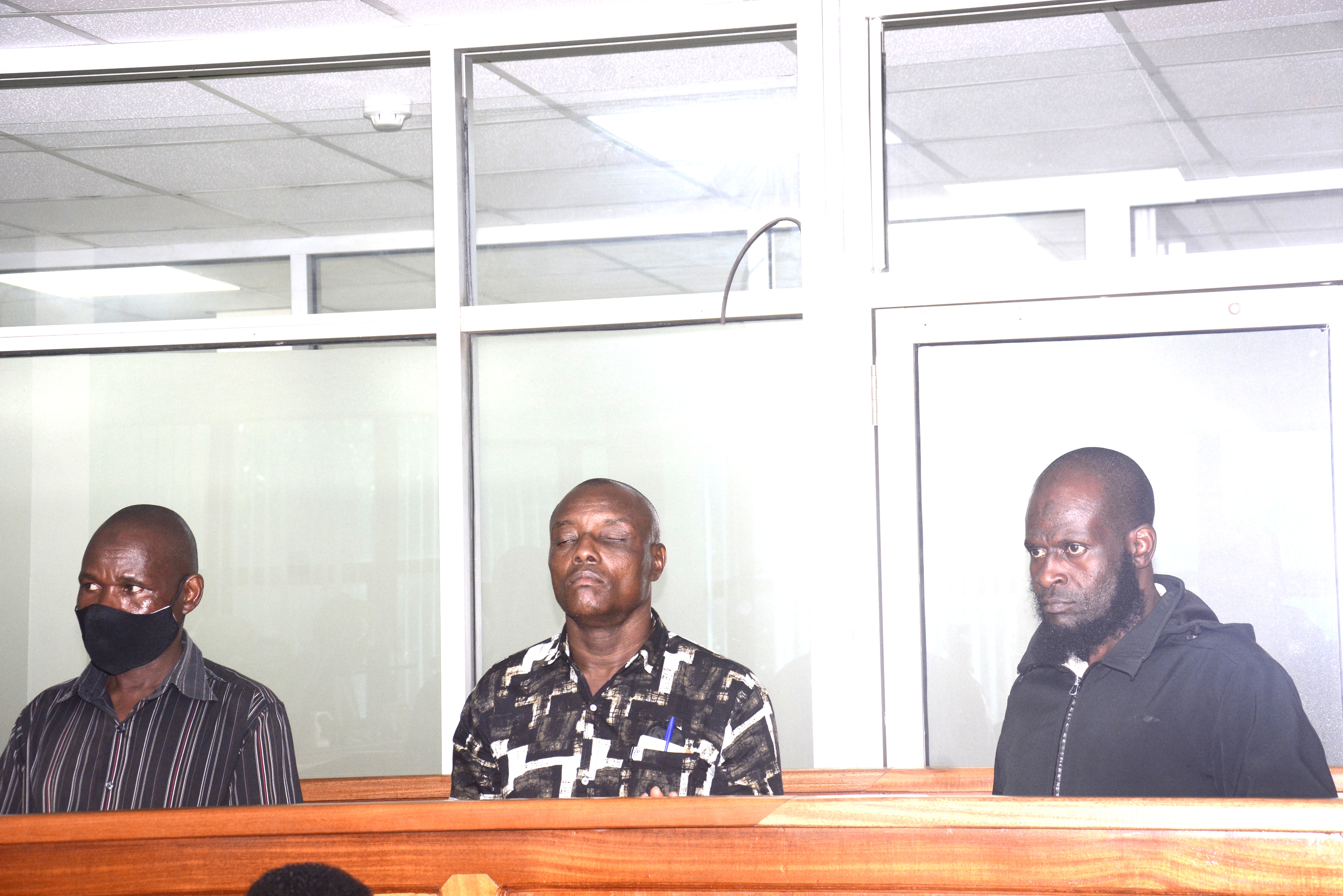 Abamu ku bavunaanibwa mu musango guno.