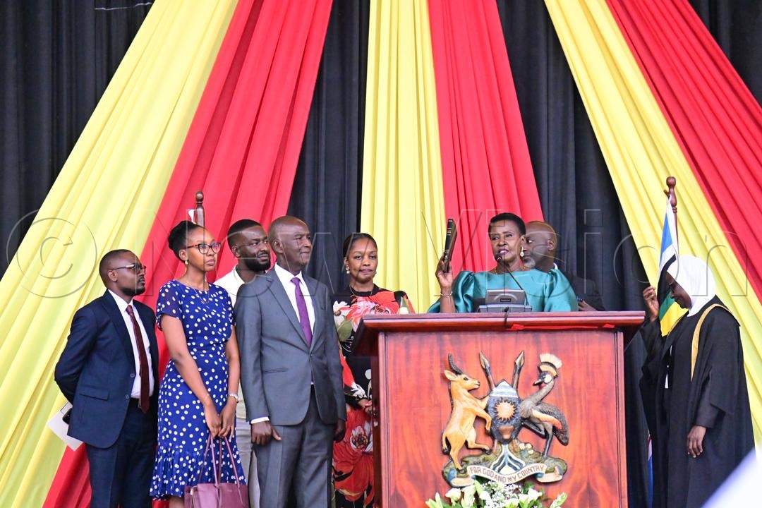 Amelia Kyambadde taking oath to officially assume office as Mawokota North MP. (Photo by Miriam Namutebi)