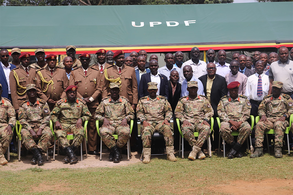 The SFC soldiers that retired included eight senior officers and 44 other ranks. (Credit: SFC)