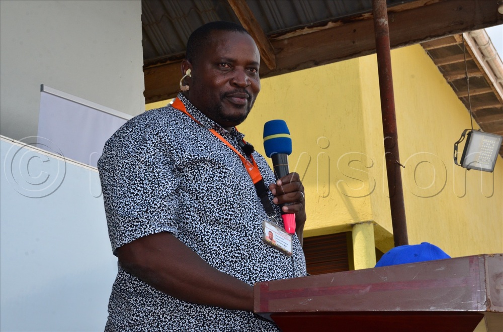 Joshua Kato, editor of the Harvest Money pullout speaking to the farmers.