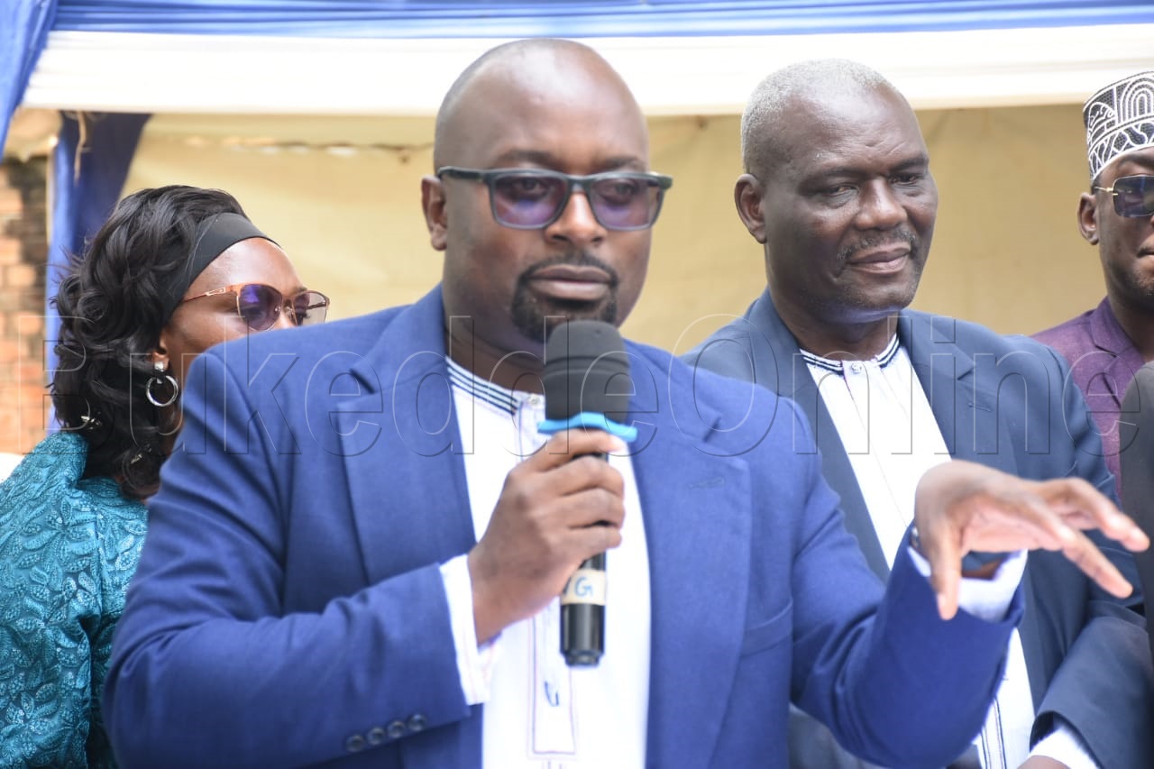 Denis Bugaya ng'ayogera