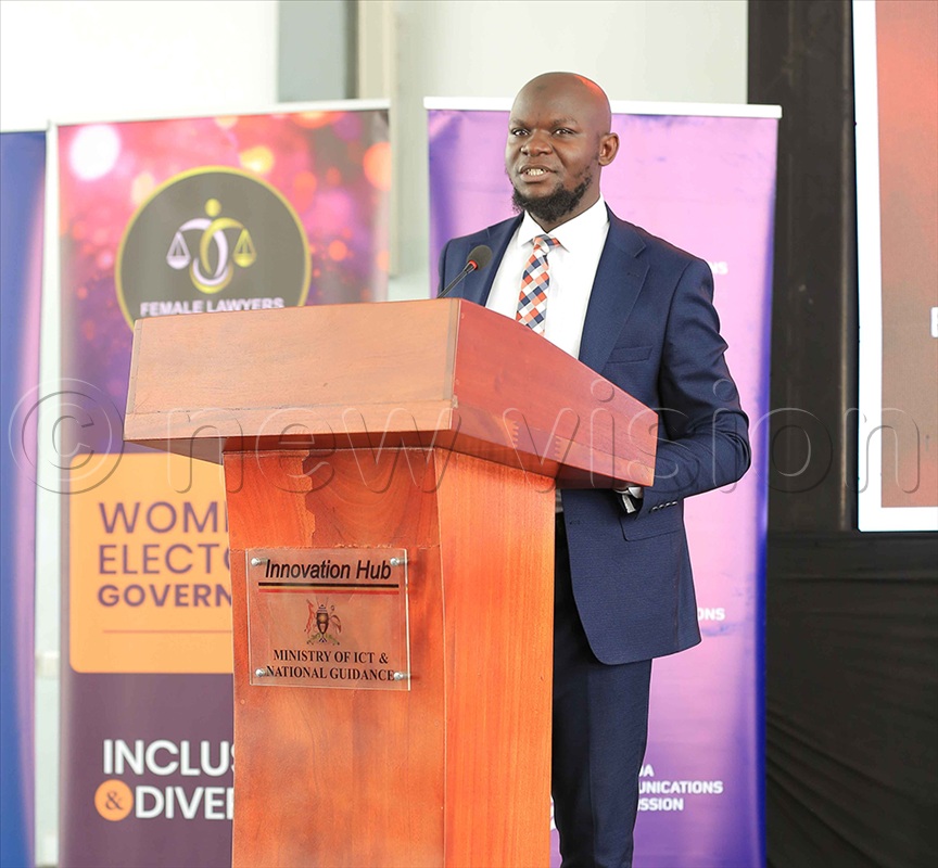 State House legal officer Ahmed Nkono addressing student during the conference.