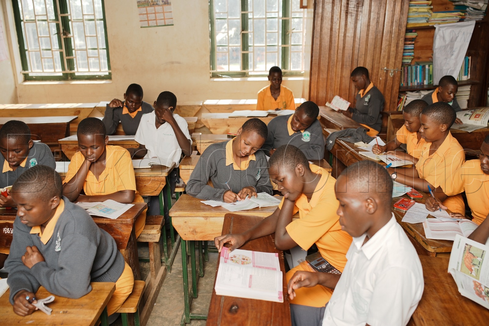 Abayizi ba PEAS Horizon School nga basoma