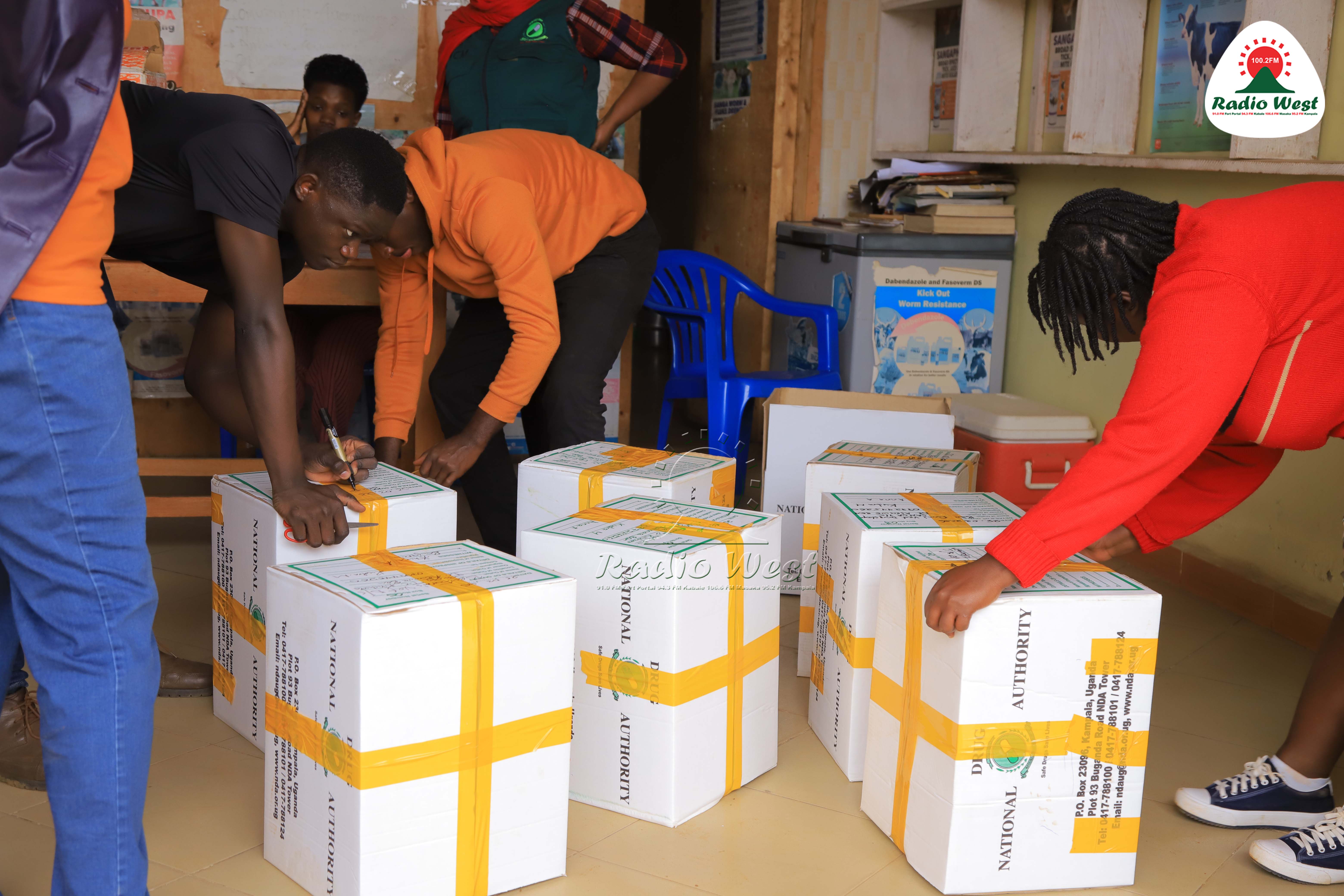 NDA ekingire amaduuka g’emibazi 75, omwe yaakwata n’emibazi ya Gavumenti - Ankol...(Photo by Nagudi Fatimah)