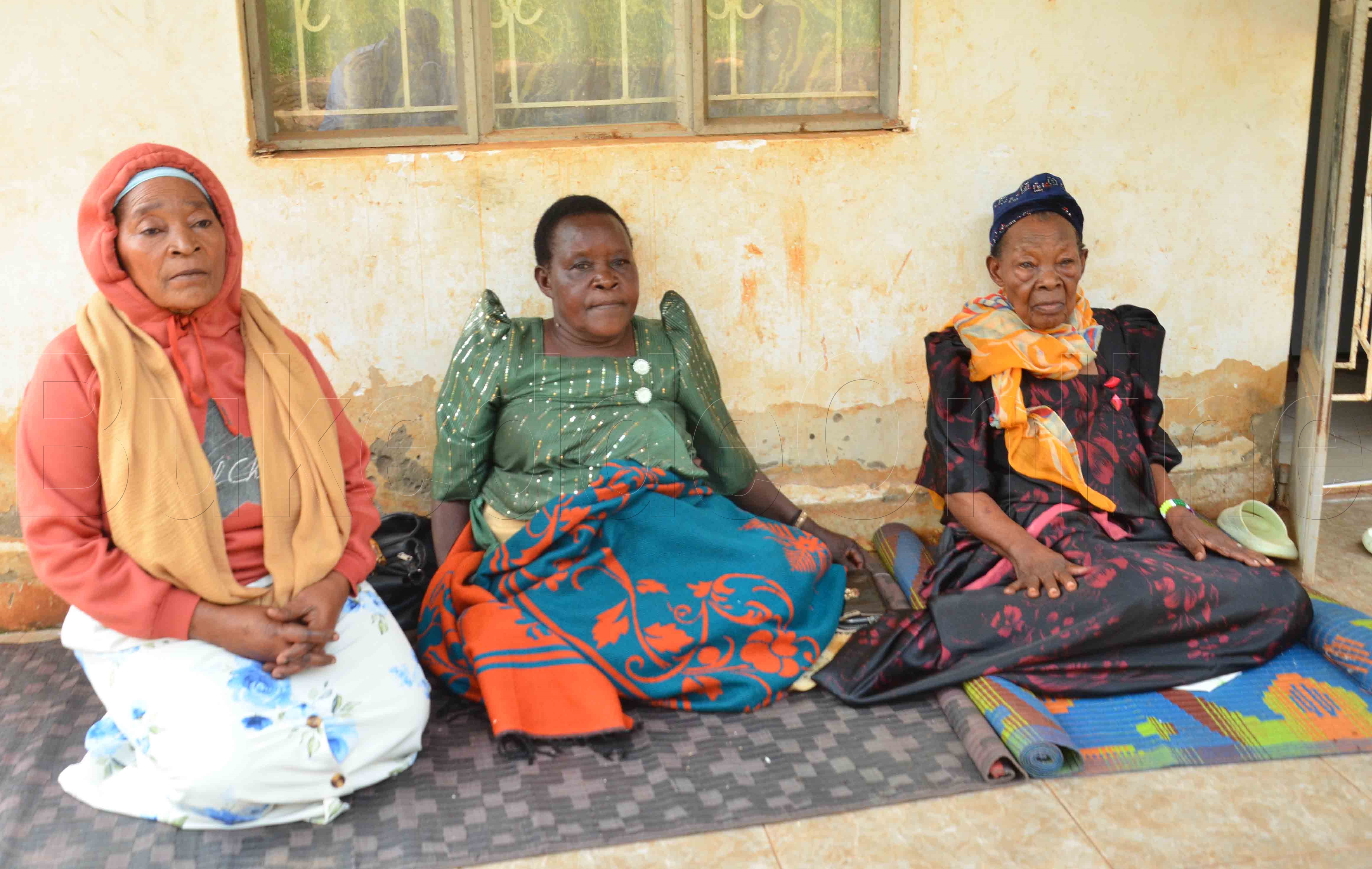 Aba famire nga bali ne mukadde