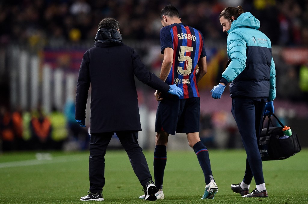 Barca's Busquets set to miss first Man Utd clash New Vision Official