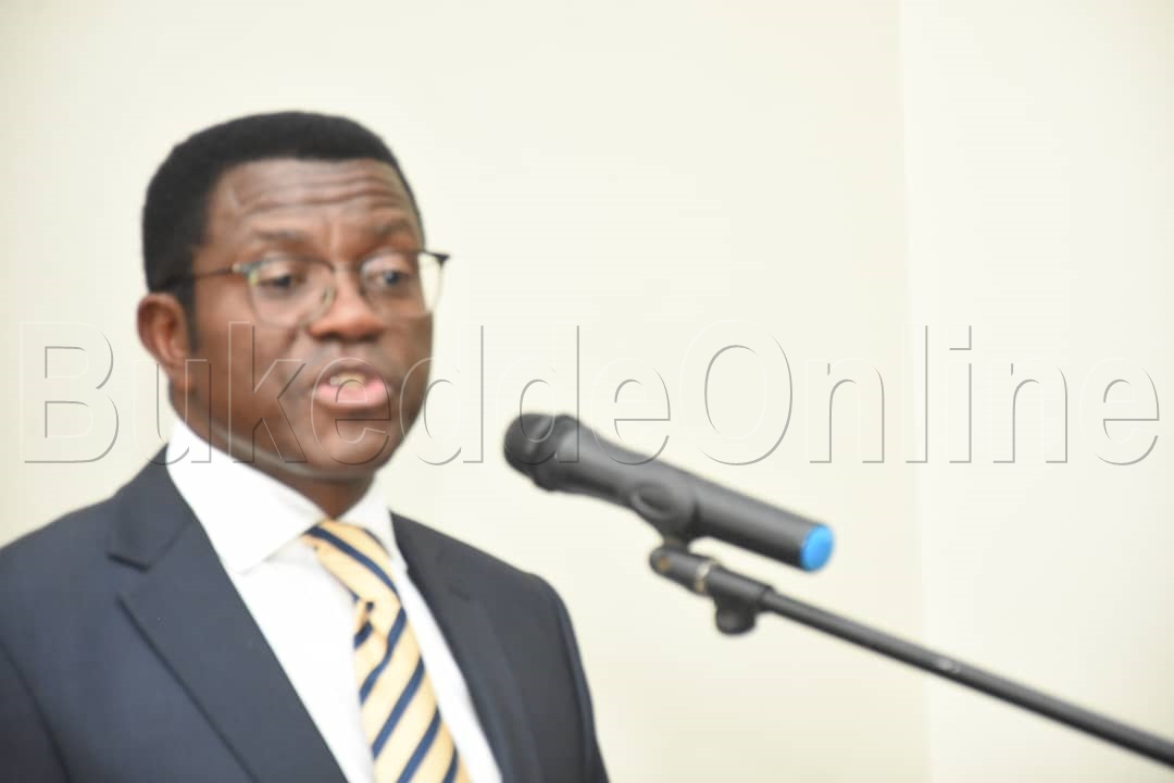 Katikkiro Mayiga ng'ayogera eri Abakenyi e Mmengo