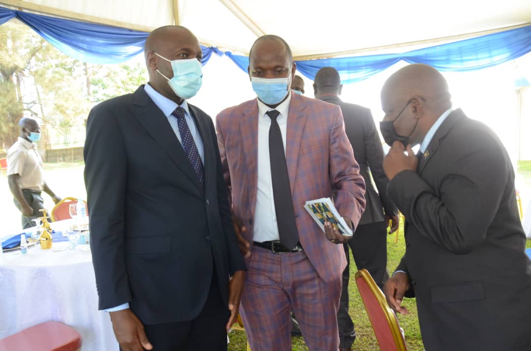 Basonze obukadde 300 okuddaabiriza emmotoka ya Ssekabaka Muteesa II