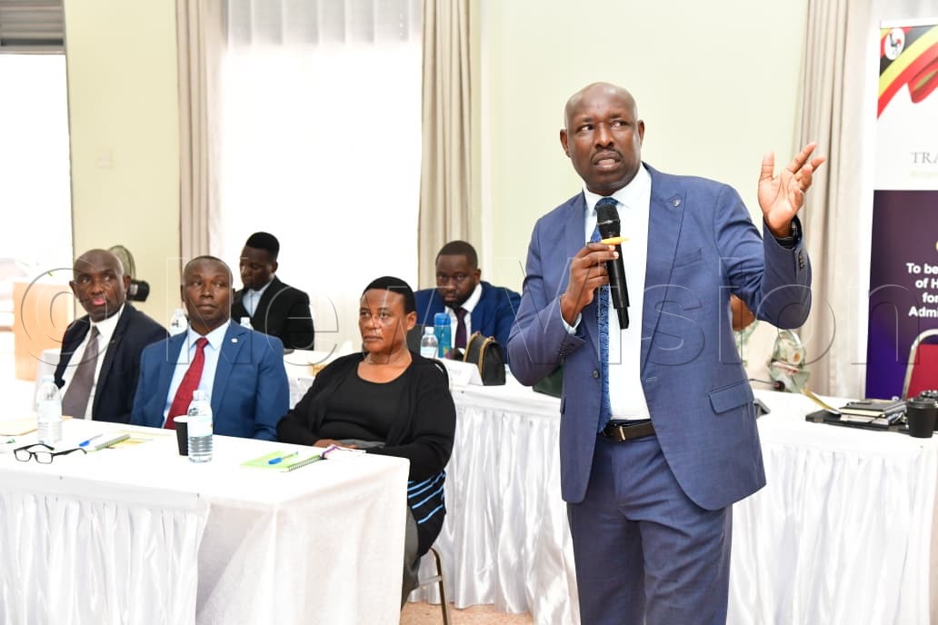Victor Bua Leku, Commissioner for Compensation at the Ministry of Public Service, delivers a lecture. (Credit: Mpalanyi Ssentongo)