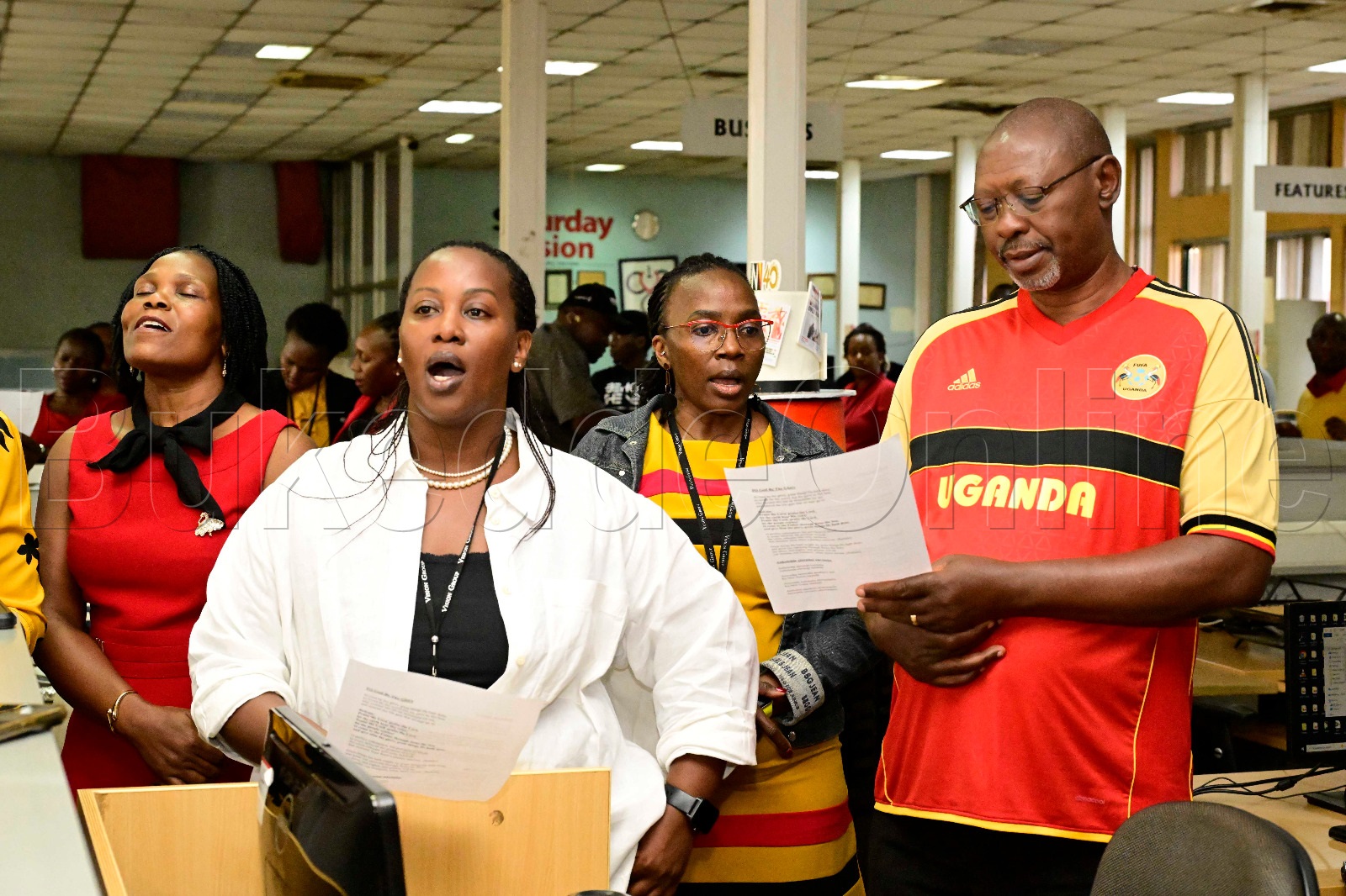 Akulira Human Resource Gloria Agira ng'ali mu kusaba