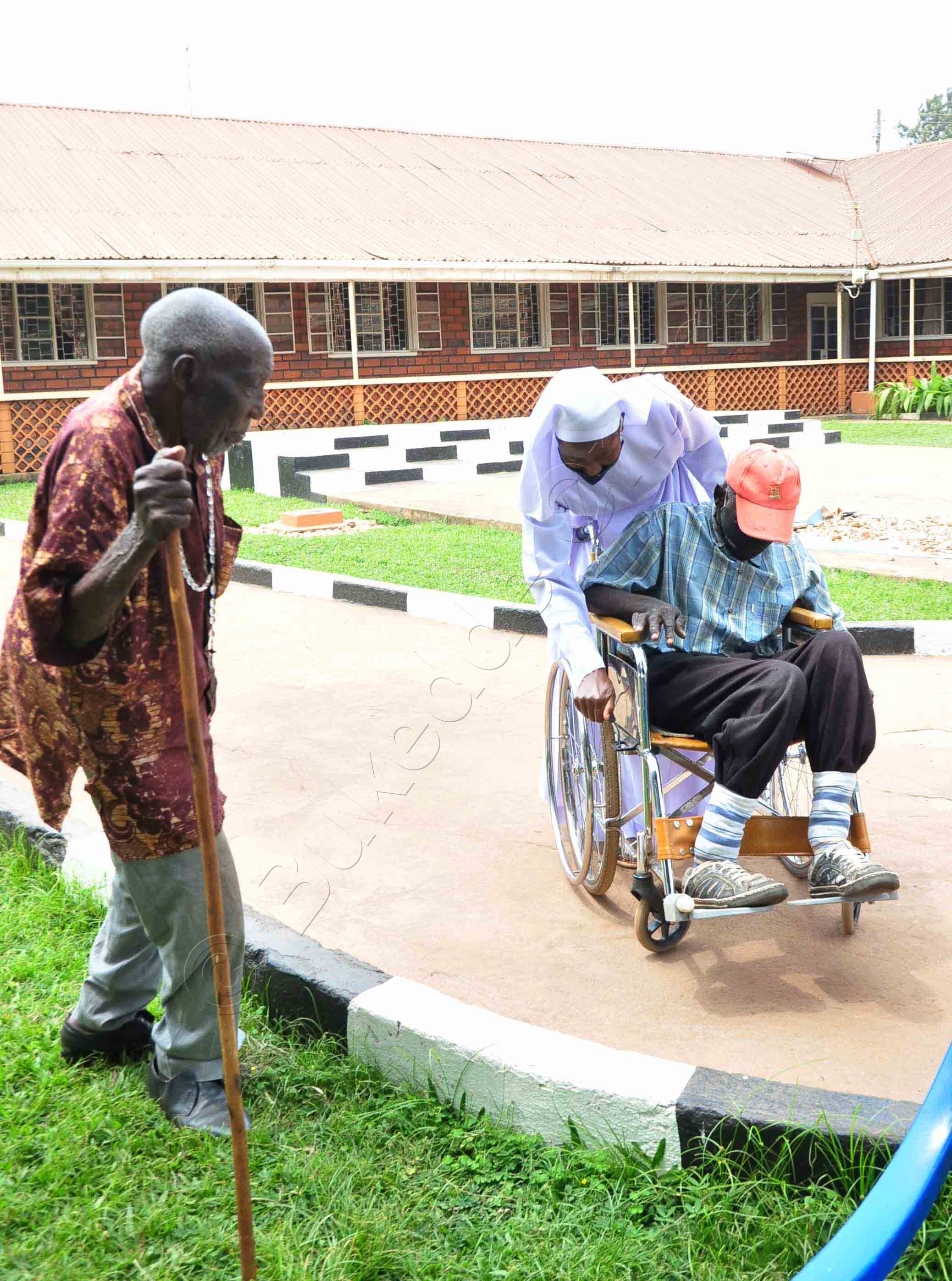 Abamu Ku Bakateeyamba Abali E Nalukolongo.