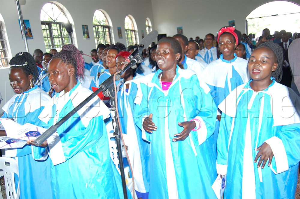 kkwaaya eyayimbye mmisa