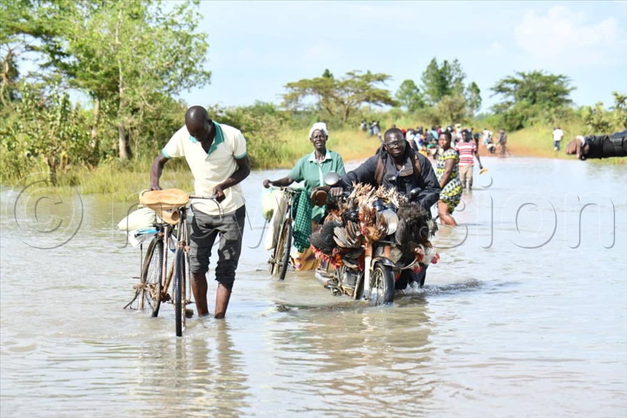 Apac Bridge flooded when River Moroto burst its banks. (Credit: Ponsiano Nsimbi)