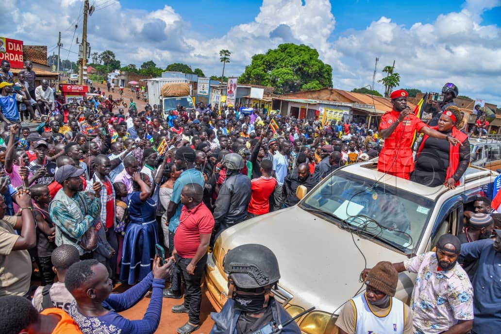 Robert Kyagulanyi Ssentamu addressing a rally on November 1, 2025.