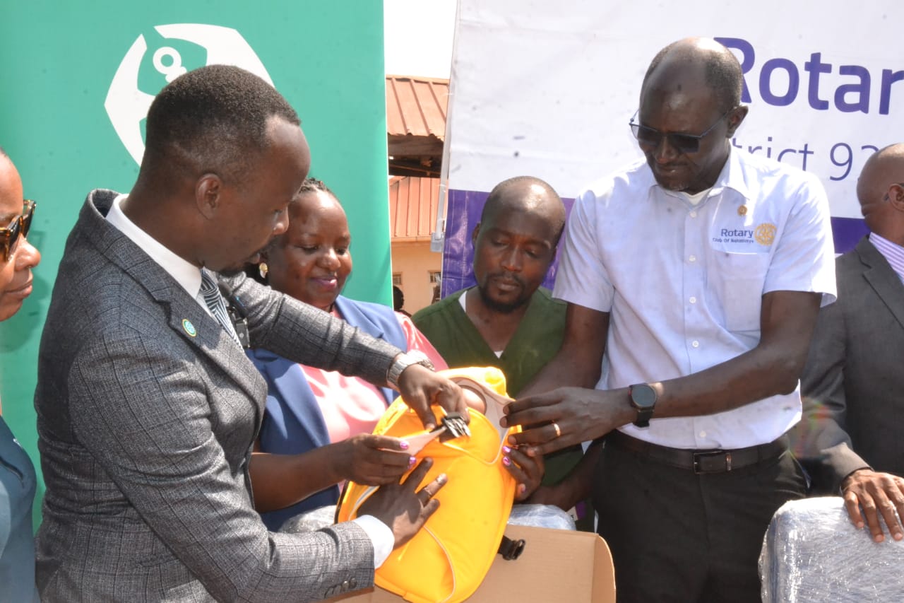 Bannalotale nga bawaayo eri abakulu ku ddwaaliro lino.