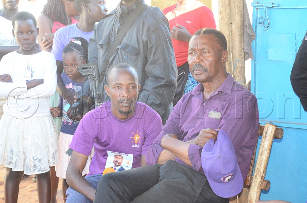 Muntu during the campaign trail. (Credit: Isaac Nuwagaba)