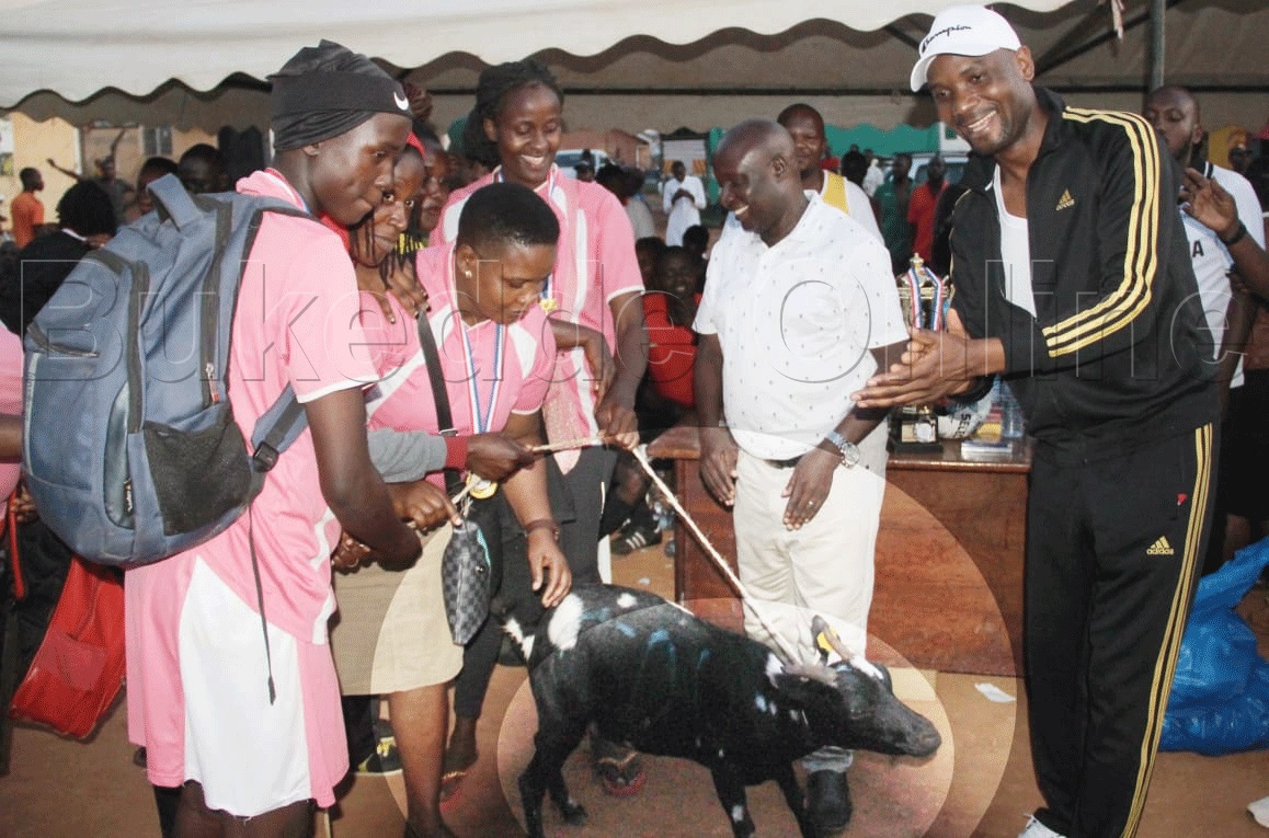 Mmeeya we Nansana Joseph Matovu Ssaalongo ng'akwasa abawanguzi embuzi