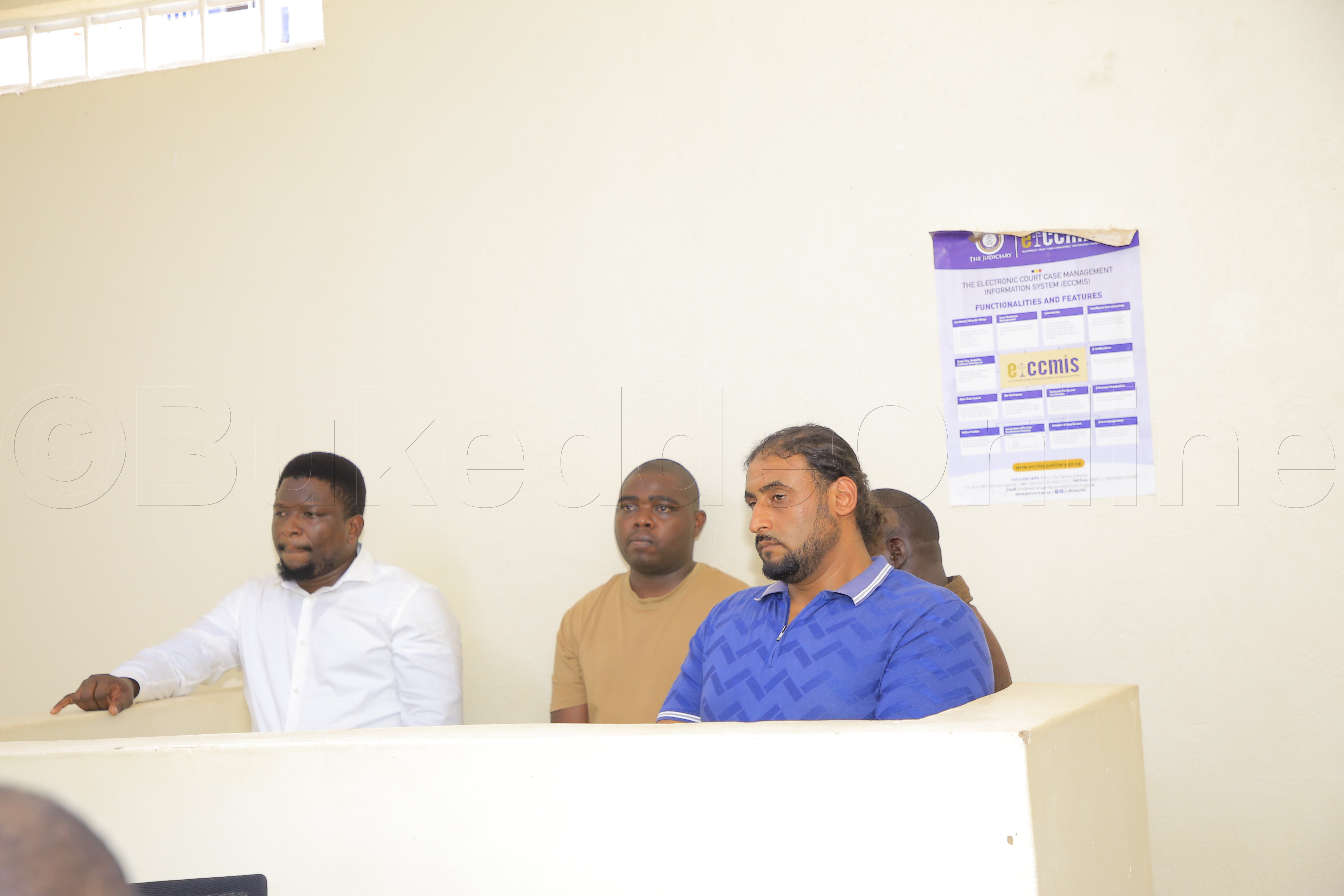 Abavunaanibwa Nga Bali Mu Kagguli (1)